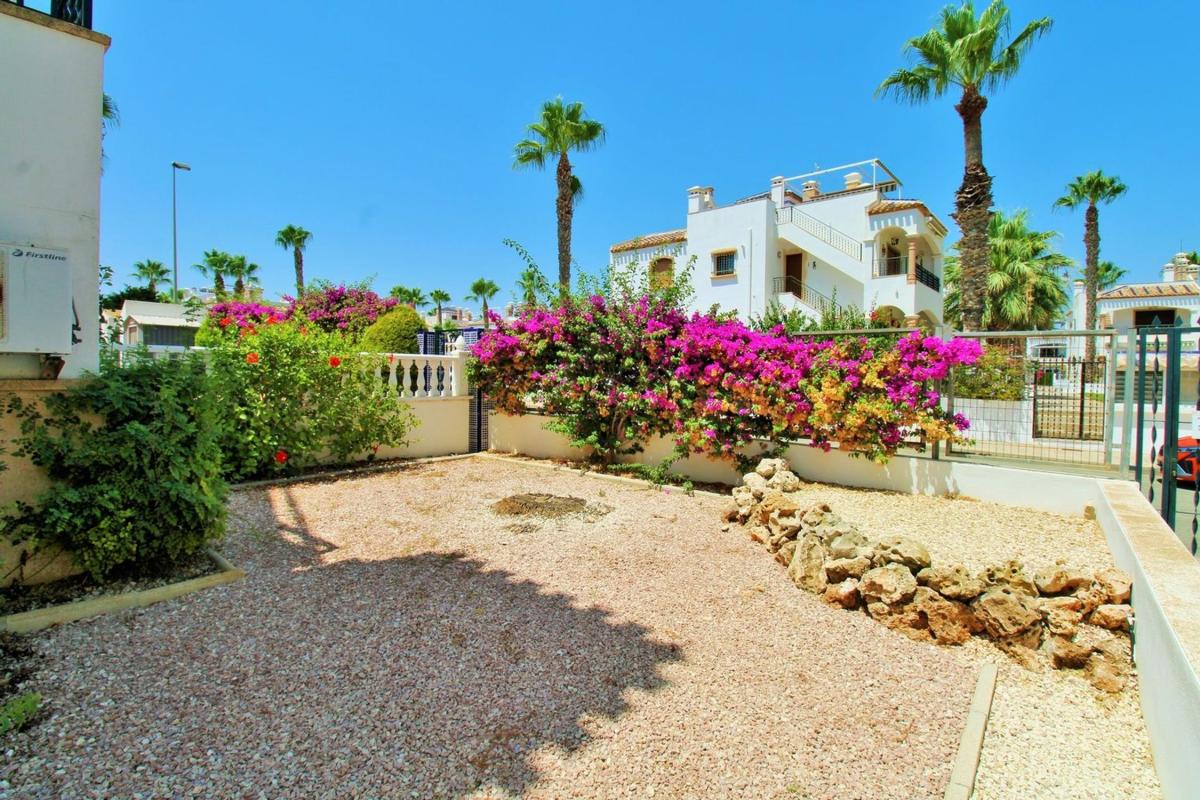 Sprzedaż mieszkania w Piso en Villamartín, Orihuela, Orihuela
 photo 3