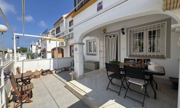 Sprzedaż mieszkania w Piso en La Florida, Orihuela, Orihuela
photo 1