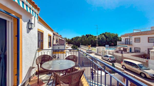 Penthouse for sale at Ático en Calle Teresa Berganza, La Siesta - El Salado - Torreta, Torrevieja, Torrevieja photo 1