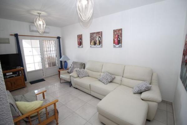 Дуплекс на продажу в Dúplex en Calle Jumilla, Blue Lagoon - Galán, San Miguel de Salinas, Сан-Мигель-де-Салинас thumbnail 2