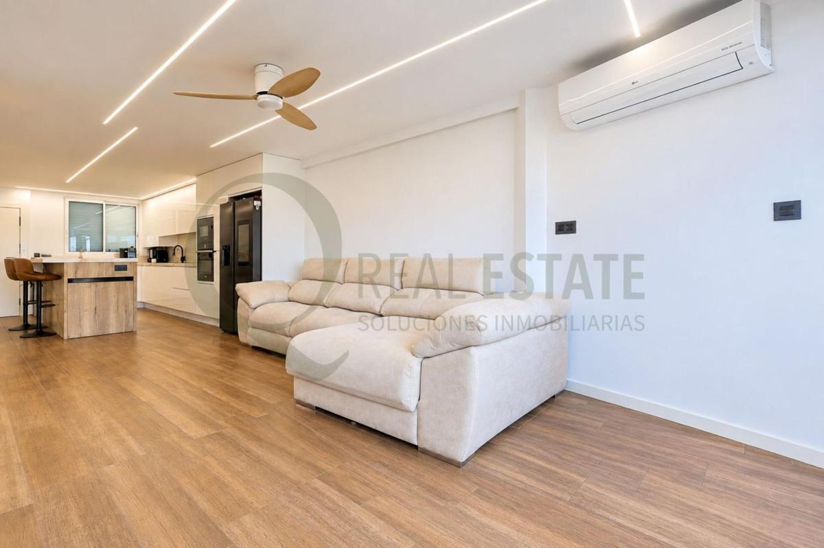 Продажа квартиры на Piso en Avenida Bruselas, Playa de San Juan, Alicante / Alacant, Аликанте / Алакант
photo 3