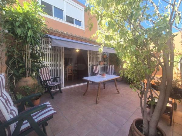 Chalet adosado en Pego photo 1