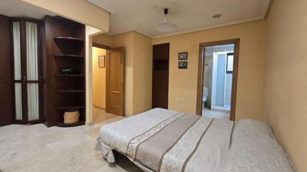 Продажа квартиры на Piso en Calle Doctor Caro, Pont Nou-Corazón de Jesús, Elche / Elx, Эльче / Эльх
 photo 3