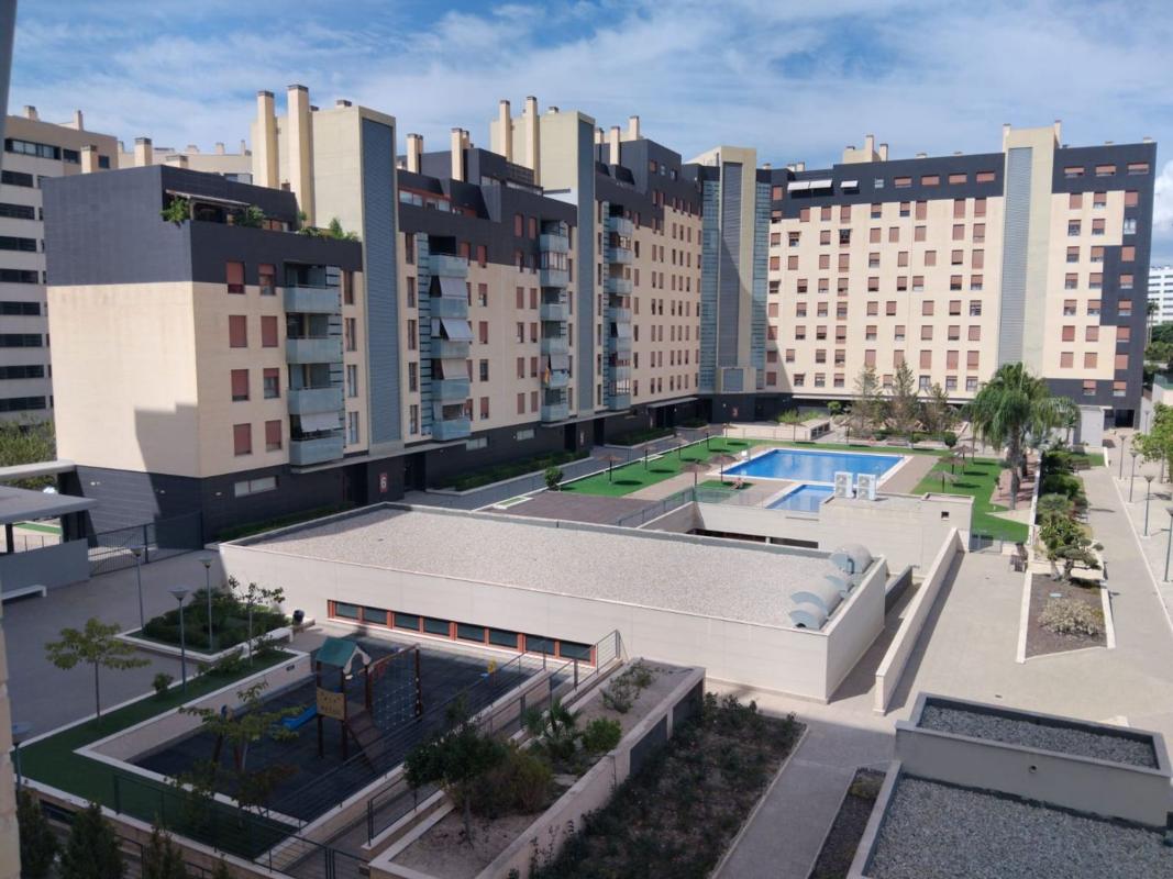 Продажа квартиры на Piso en Avenida Vicente Blasco Ibañez, 10, Paus, Alicante / Alacant, Аликанте / Алакант
photo 1
