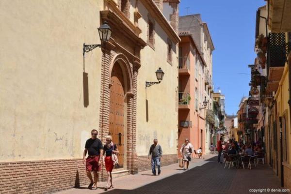 Частный шале на продаже в Casa o chalet en Centro Urbano, Denia, Дения thumbnail 2