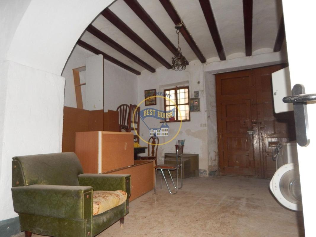 Propiedades en venta y alquiler en España photo 2