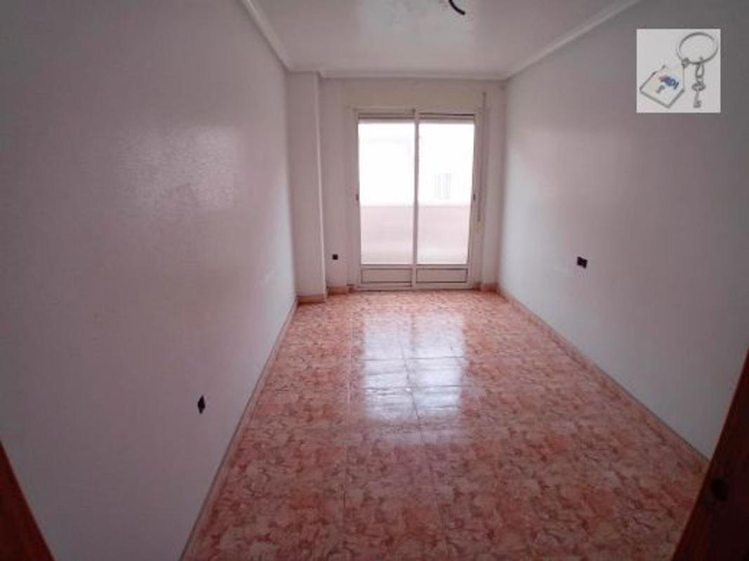 Продажа квартиры на Piso en Calle Europa, 3, Catral, Катрал
photo 3