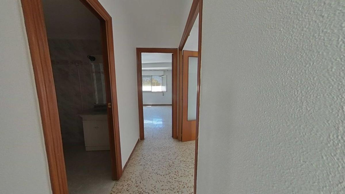 Sale of apartment in Piso en Calle Cánovas del Castillo, Pinoso, Pinoso
 photo 3