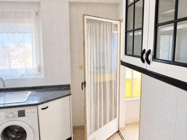 Квартира на продажу на  Piso en Calle de Sant Mateu, Jijona / Xixona, Хихона photo 4