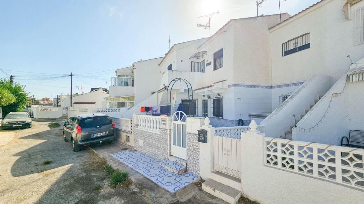Недвижимость на продажу и в аренду в Испании photo 2