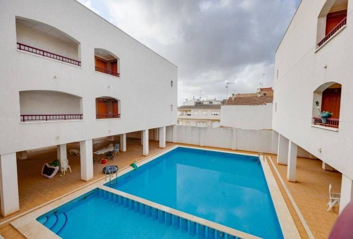 Продажа квартиры на Piso en San Fulgencio, Сан-Фульхенсио
photo 1
