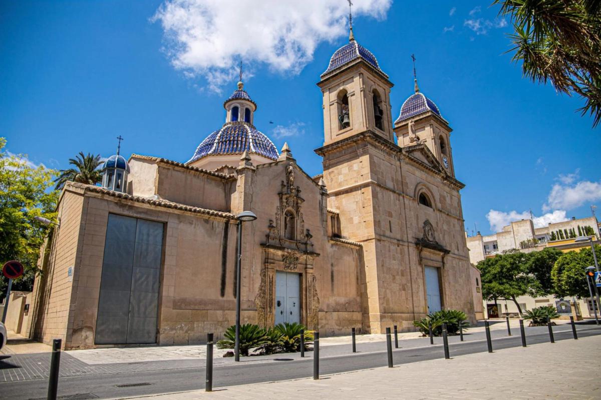 Sprzedaż mieszkania w Piso en Navarregui, Centro, San Juan de Alicante, San Juan de Alicante
photo 1