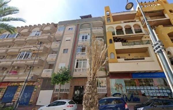 Продажа квартиры на Piso en Avenida de las Habaneras, 76, Playa del Cura, Torrevieja, Торревьеха
thumbnail 2