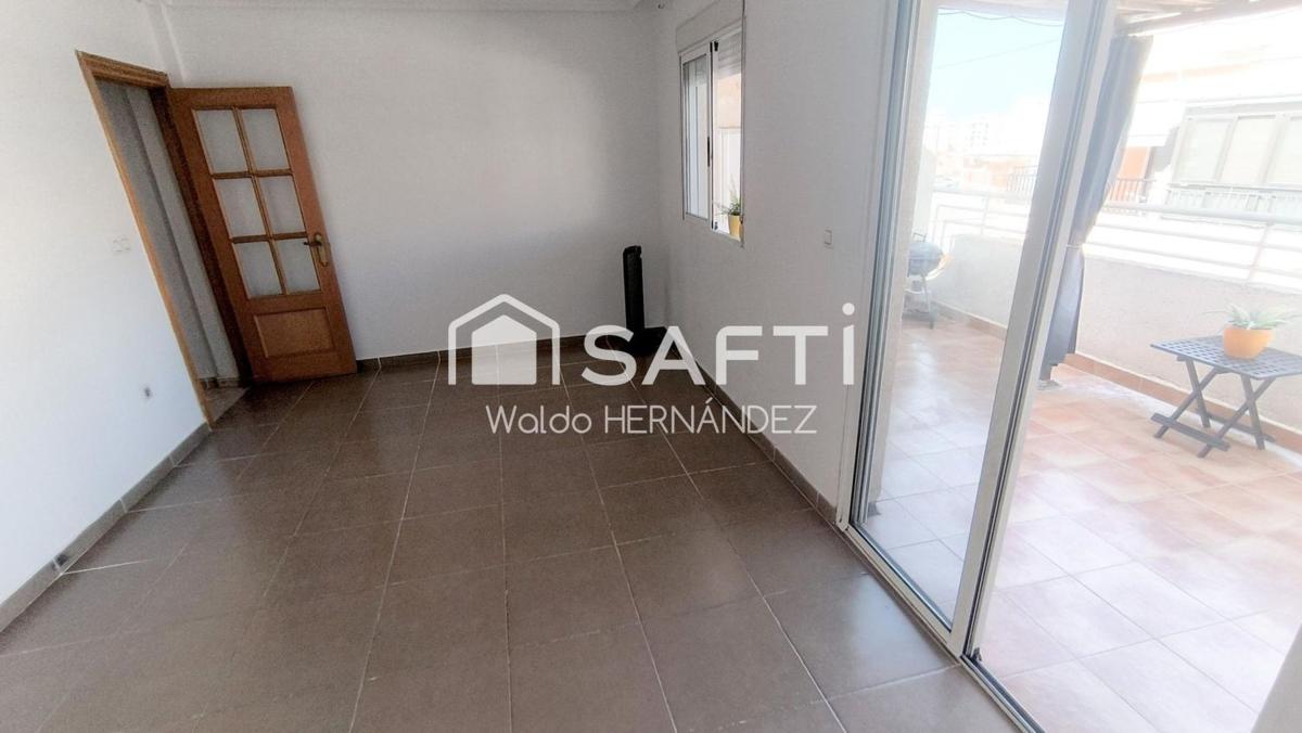 Продажа квартиры на Piso en Antonio Machado, Torrevieja, Торревьеха
 photo 3