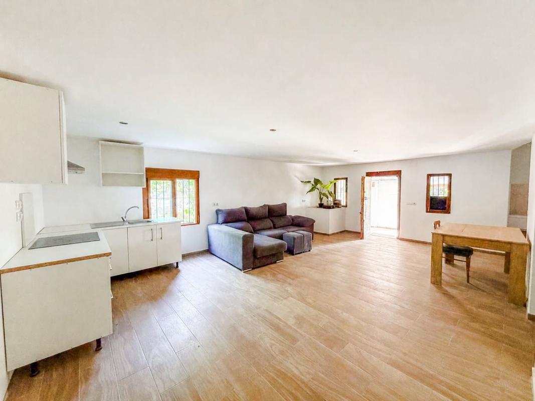 Properties for sale and rent in Spain photo 1