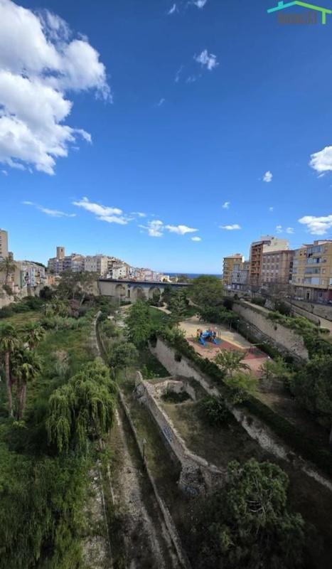 Sale of apartment in Piso en Plaza de la Comunidad, Centro Urbano, La Villajoyosa / Vila Joiosa, La Villajoyosa / Vila Joiosa
photo 4