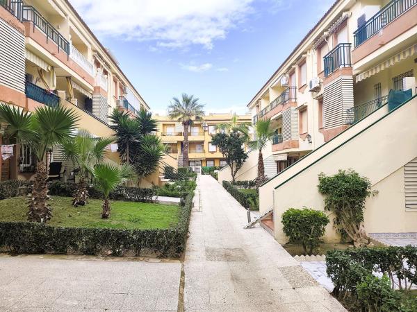 Venta de piso en Piso en Calle Narváez, 1, La Veleta, Torrevieja, Torrevieja
thumbnail 2