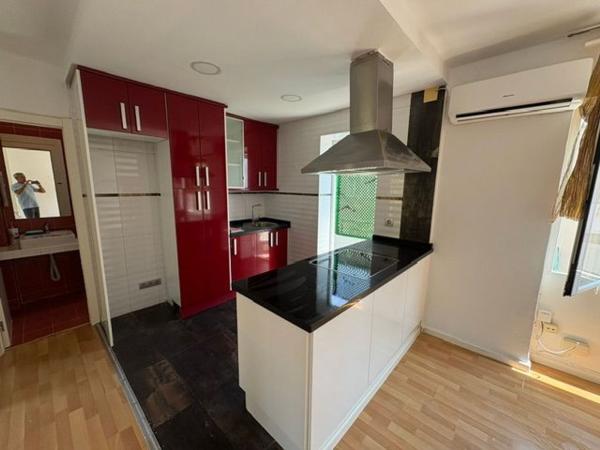 Venta de piso en Piso en Avenida Alcoi, Campoamor, Alicante / Alacant, Alicante / Alacant
 photo 4