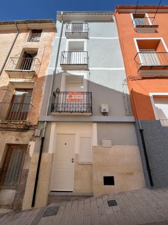 Chalet adosado en Calle de la Vila, Jijona / Xixona thumbnail 3