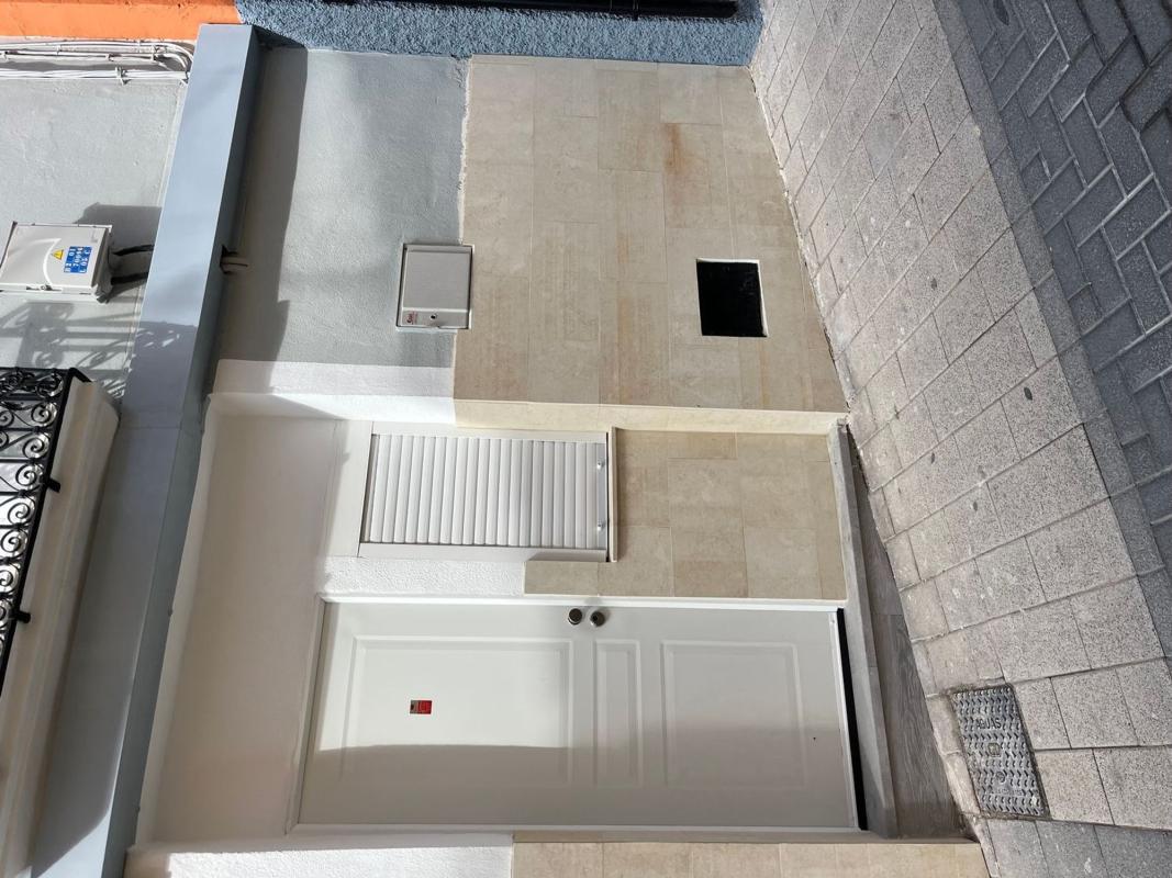 Properties for sale and rent in Spain photo 4