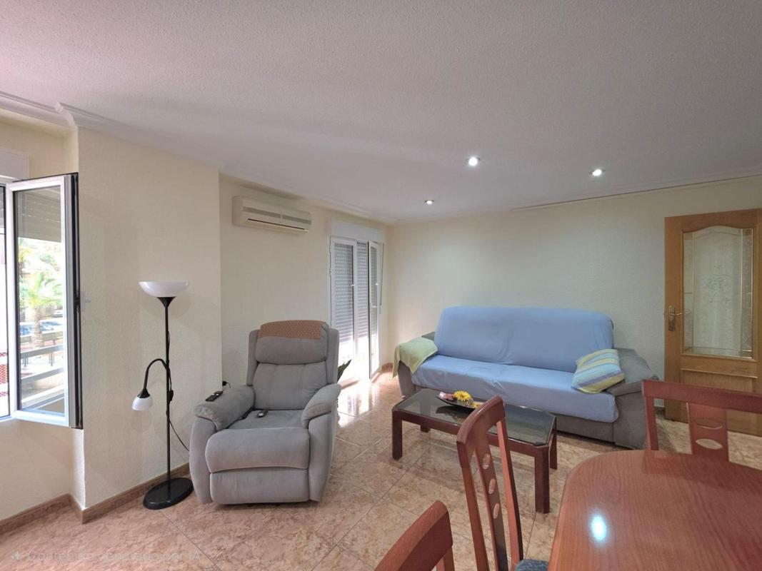 Sprzedaż mieszkania w Piso en Centro, Elche / Elx, Elche / Elx
photo 4