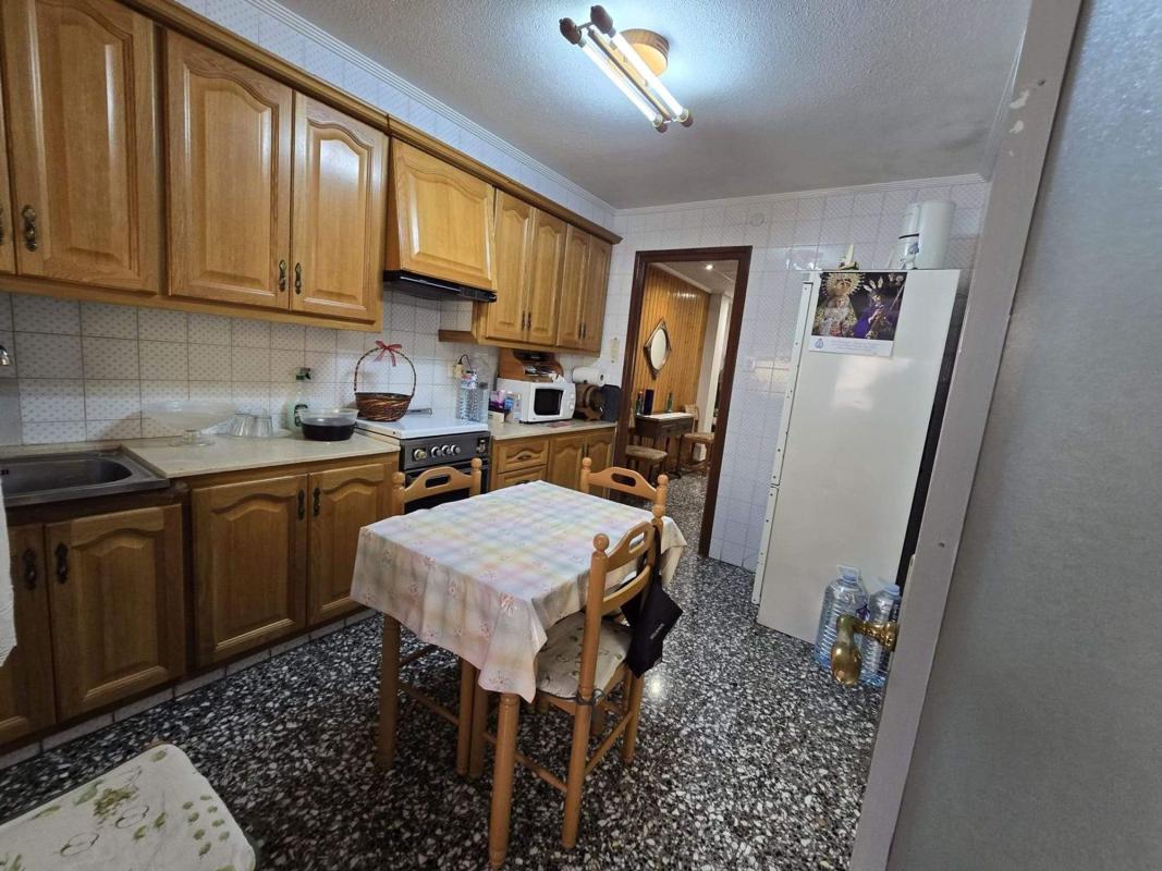 Venta de piso en Piso en Calle de Maximilia Thous, Plaza Crevillente-Juzgados, Elche / Elx, Elche / Elx
 photo 4