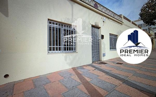 Chalet independiente en venta en Casa o chalet en Avenida Elda, Petrer, Petrer
thumbnail 3