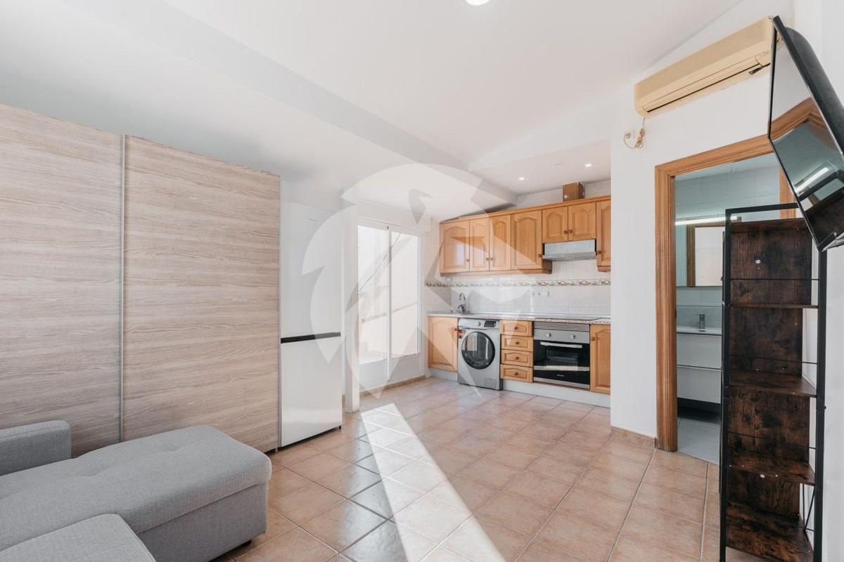 Продажа квартиры на Piso en Calle del Teatre, Centro Tradicional, Alicante / Alacant, Аликанте / Алакант
photo 2
