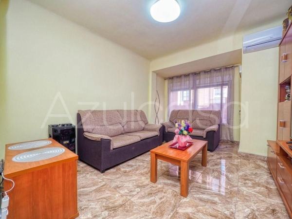 Venta de piso en Piso en Calle Ingeniero Sanchiz Pujalte, Campoamor, Alicante / Alacant, Alicante / Alacant
photo 1