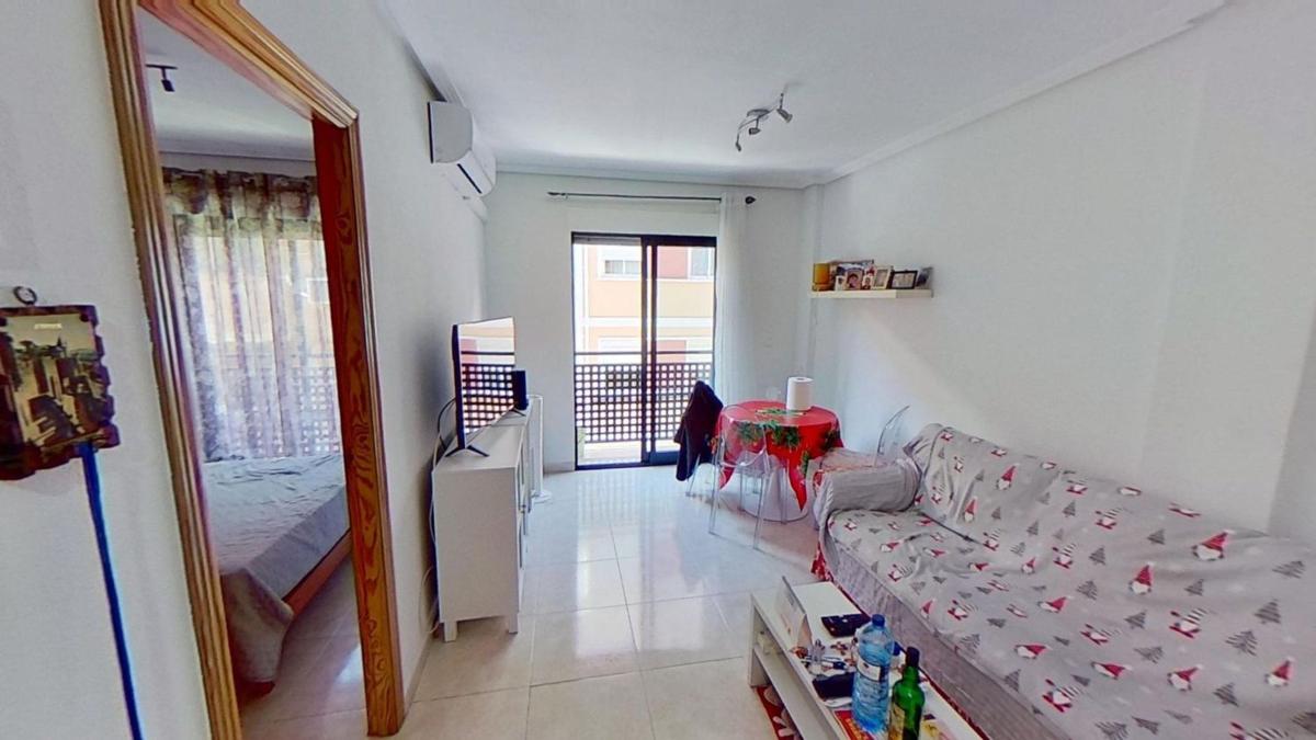 Venta de piso en Piso en Avenida Alcoi, Campoamor, Alicante / Alacant, Alicante / Alacant
 photo 2