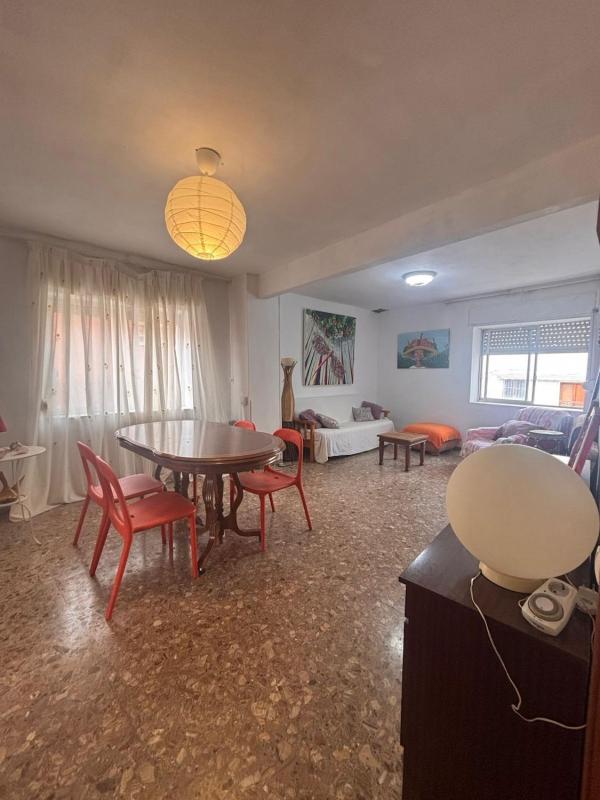 Недвижимость на продажу и в аренду в Испании photo 3