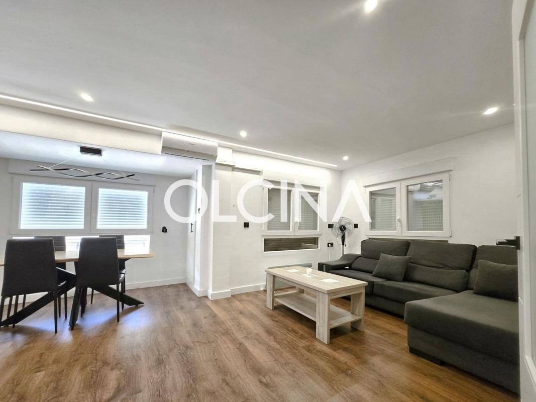 Venta de piso en Piso en Barri Santa Rosa, Alcoy / Alcoi, Alcoy / Alcoi
photo 1