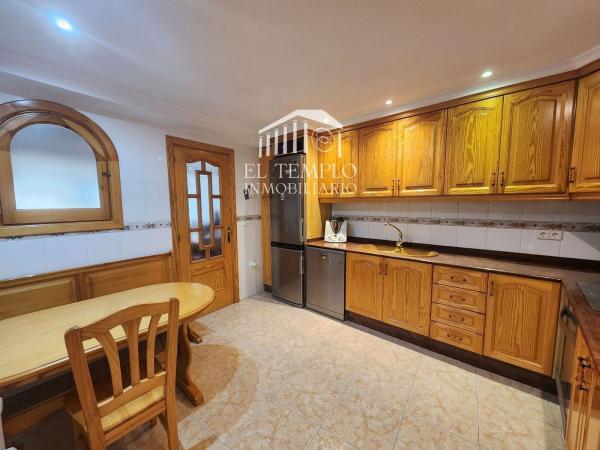 Частный шале на продаже в Casa o chalet en Calle del Barranc, Onil, Онил photo 1