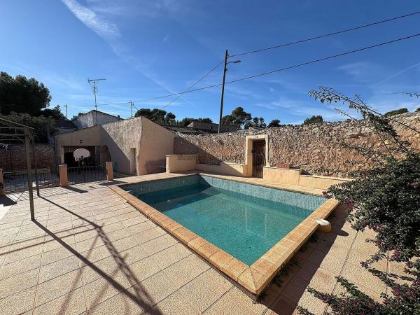 Rustic farm for sale in Finca rústica en Monovar , Monovar thumbnail 3