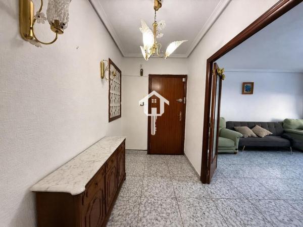 Venta de piso en Piso en Camino de Ronda, San Blas, Alicante / Alacant, Alicante / Alacant
thumbnail 2