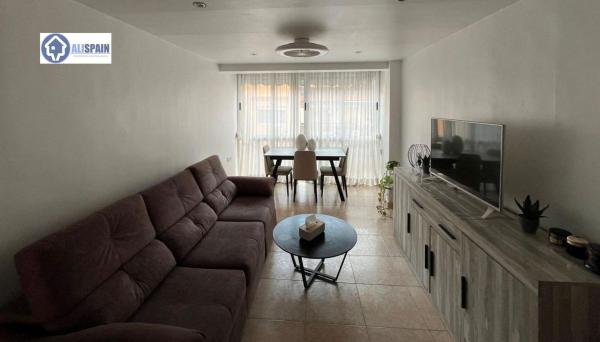 Sale of flat in Piso en Alipark, Alicante / Alacant, Alicante
thumbnail 3