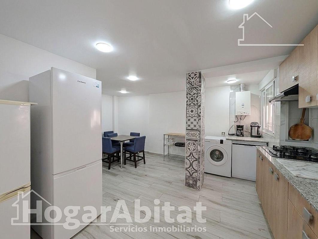 Venta de piso en Piso en Calle de Guardamar, Carolinas Altas, Alicante / Alacant, Alicante / Alacant
photo 5