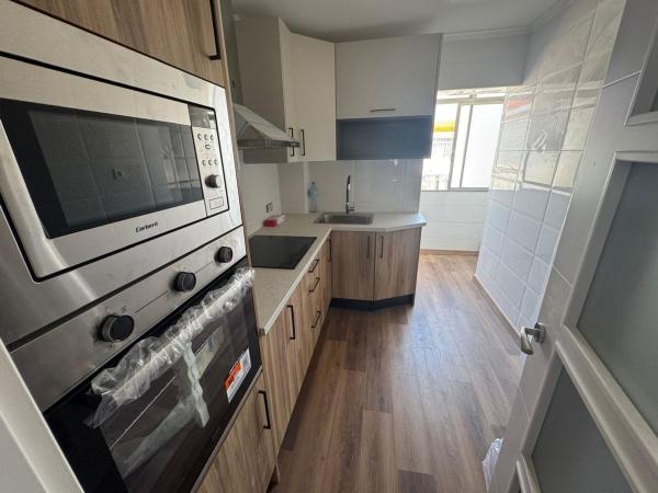 Venta de piso en Piso en Plà del Bon Repòs-La Goteta, Alicante / Alacant, Alicante / Alacant
 photo 2
