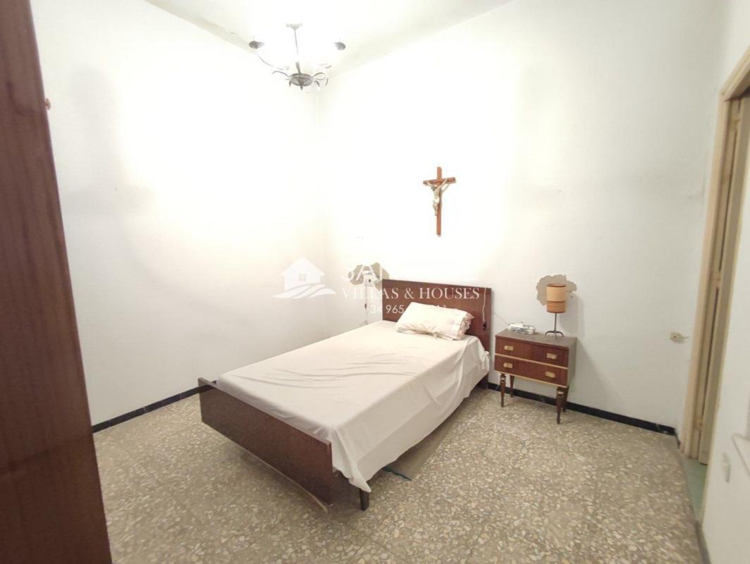 Недвижимость на продажу и в аренду в Испании photo 1