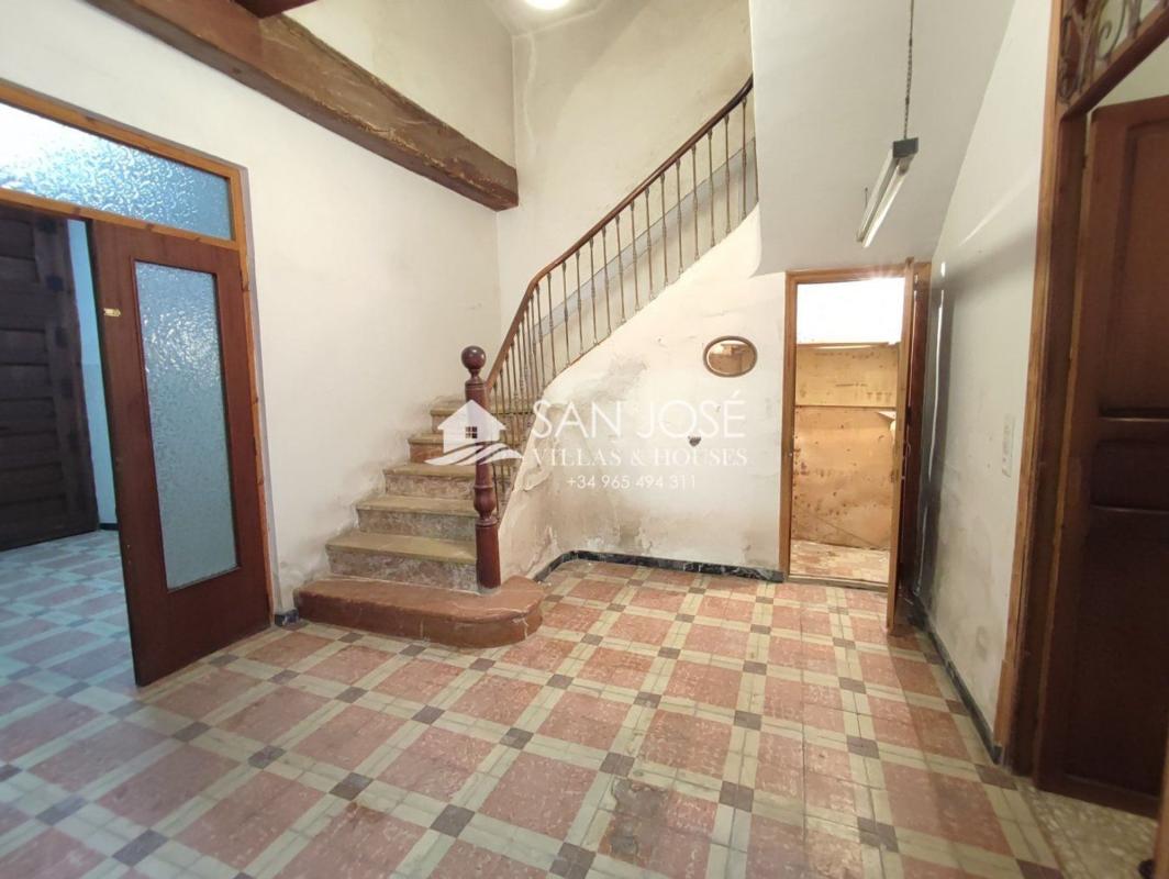 Недвижимость на продажу и в аренду в Испании photo 3