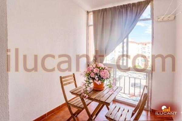Sale of flat in Piso en Virgen del Remedio - Parque lo Morant, Alicante / Alacant, Alicante
thumbnail 2