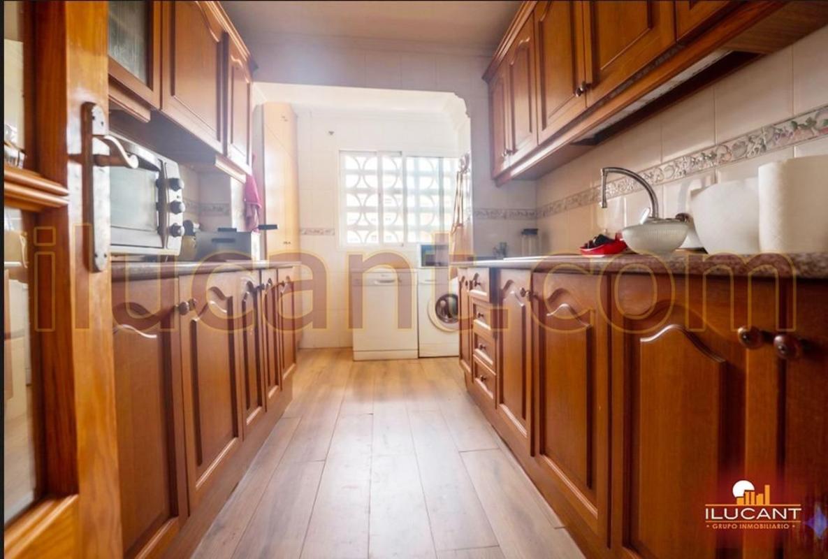 Sale of apartment in Piso en Virgen del Remedio - Parque lo Morant, Alicante / Alacant, Alicante
 photo 4