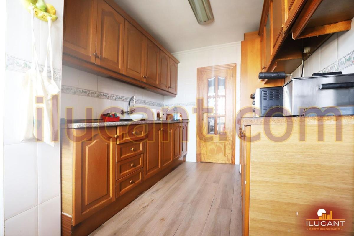 Sale of apartment in Piso en Virgen del Remedio - Parque lo Morant, Alicante / Alacant, Alicante
 photo 5