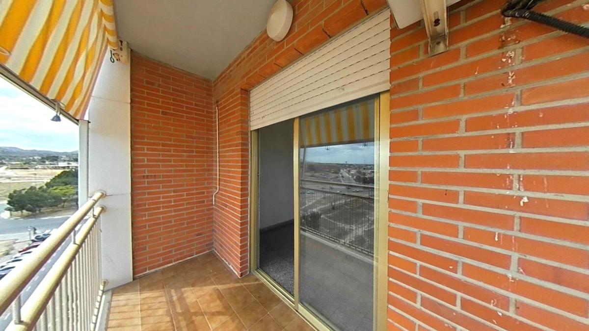 Sprzedaż mieszkania w Piso en Calle Joaquín Martínez Maciá, Carrús Oeste, Elche / Elx, Elche / Elx
photo 3