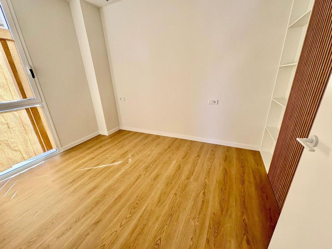Sale of apartment in Piso en Pont Nou-Corazón de Jesús, Elche / Elx, Elche / Elx
photo 3