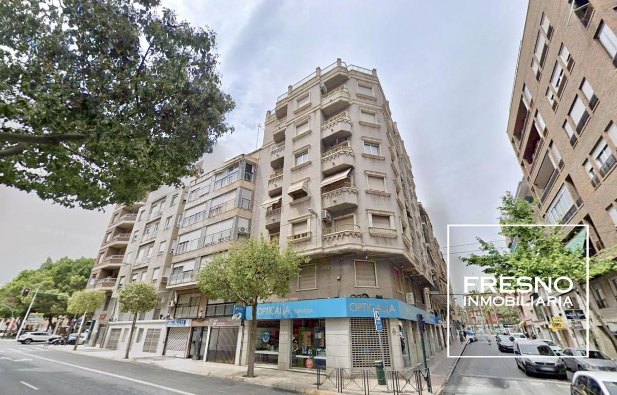 Sprzedaż mieszkania w Piso en Calle Concepción Arenal, Pont Nou-Corazón de Jesús, Elche / Elx, Elche / Elx
photo 2
