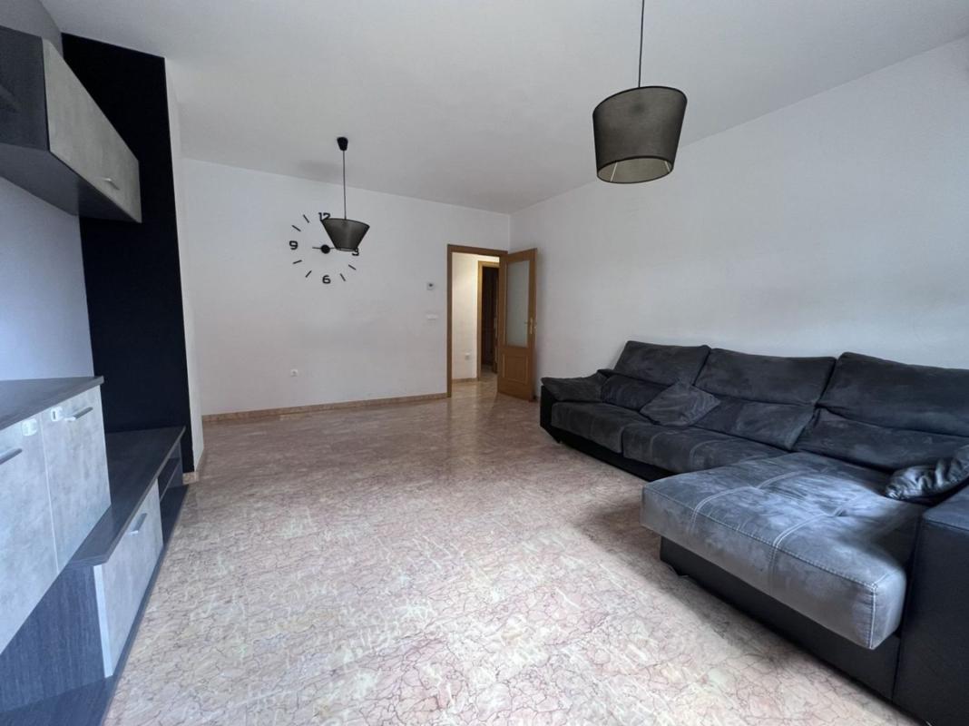 Продажа квартиры на Piso en Barri Zona Nord, Alcoy / Alcoi, Алкой
 photo 2