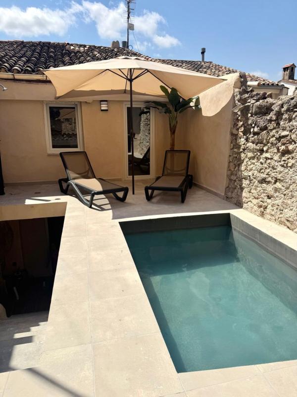 Properties for sale and rent in Spain photo 5