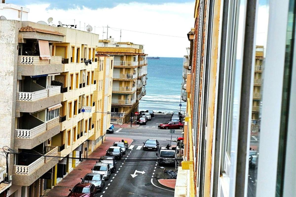 Venta de ático en Ático en Calle Almoradí, 7, Playa de los Náufragos, Torrevieja, Torrevieja photo 3