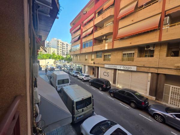 Venta de piso en Piso en Luis Llorente, 23, Pont Nou-Corazón de Jesús, Elche / Elx, Elche / Elx
 photo 3